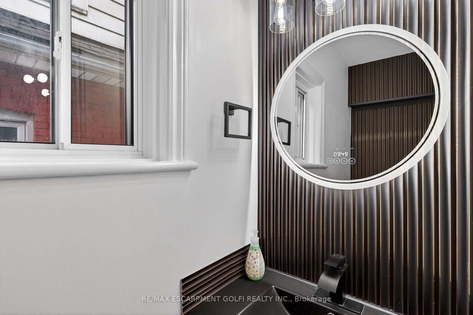 23 Edward Street • Hamilton, ON photo 10