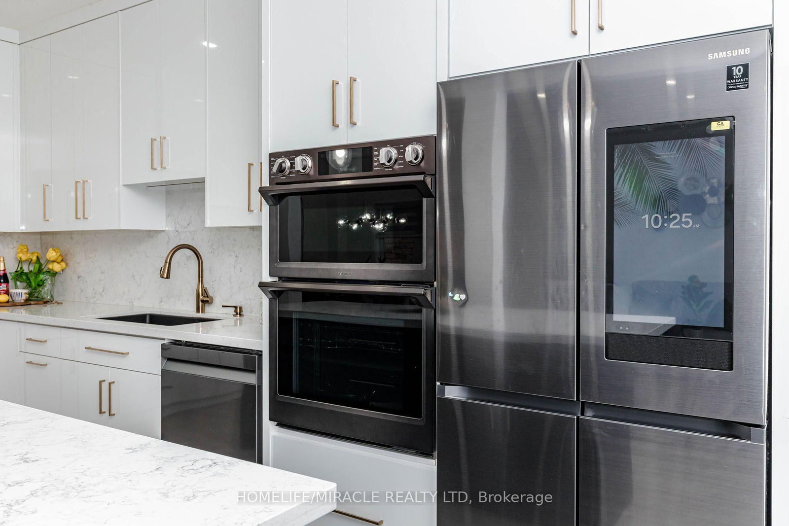 36 Tidemore Heights • Hamilton, ON photo 18
