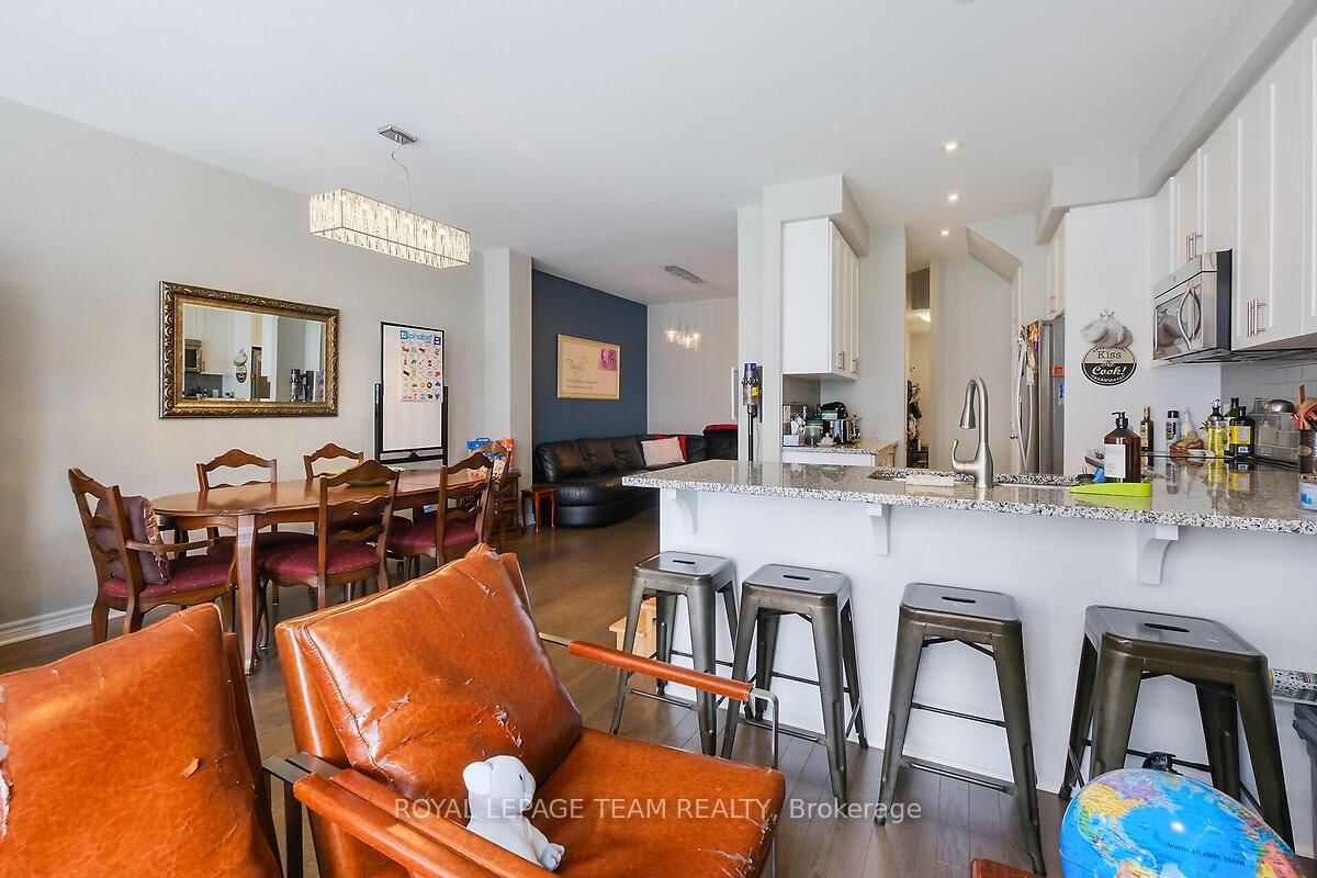 253 Fergus Crescent • Ottawa, ON photo 12