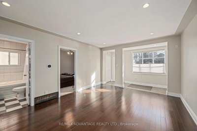 945 Colborne Street • London East, ON photo 9