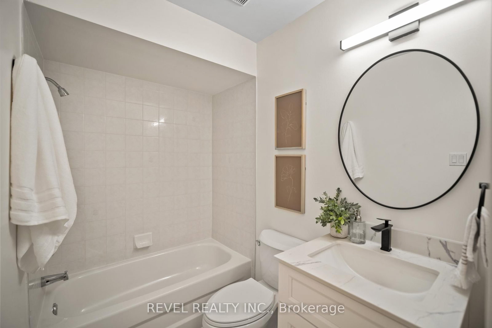 320 Hamilton Drive • #10 • Hamilton, ON photo 36