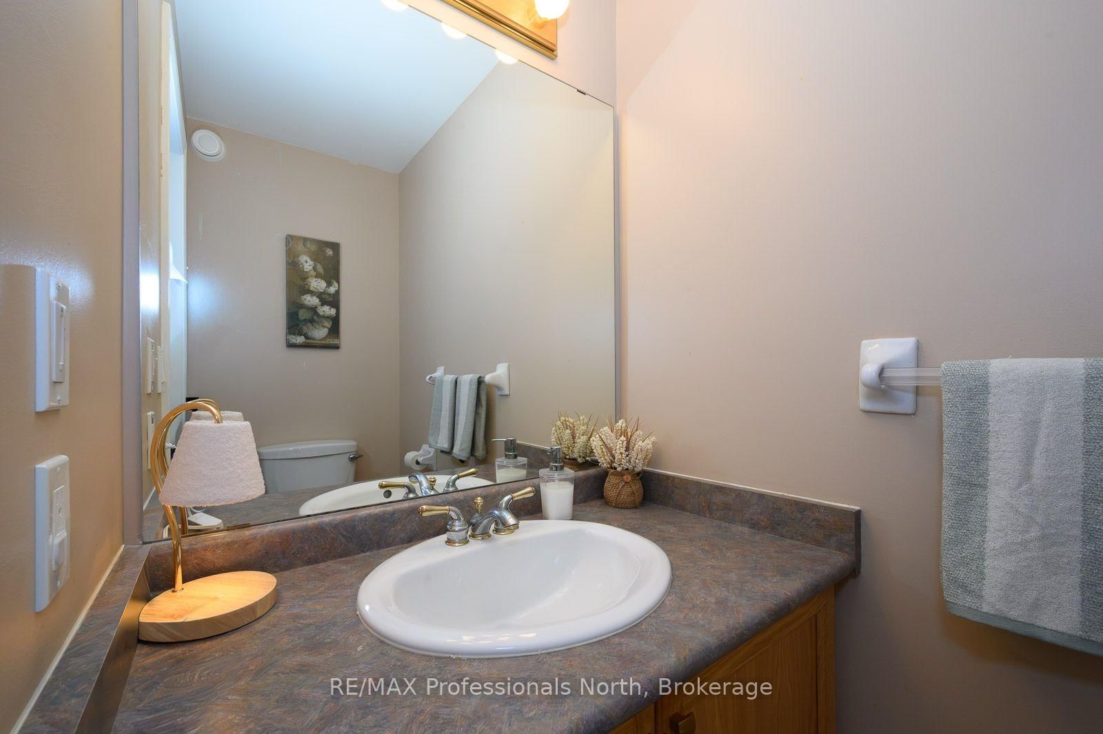 18 Heritage Crescent • Huntsville, ON photo 13