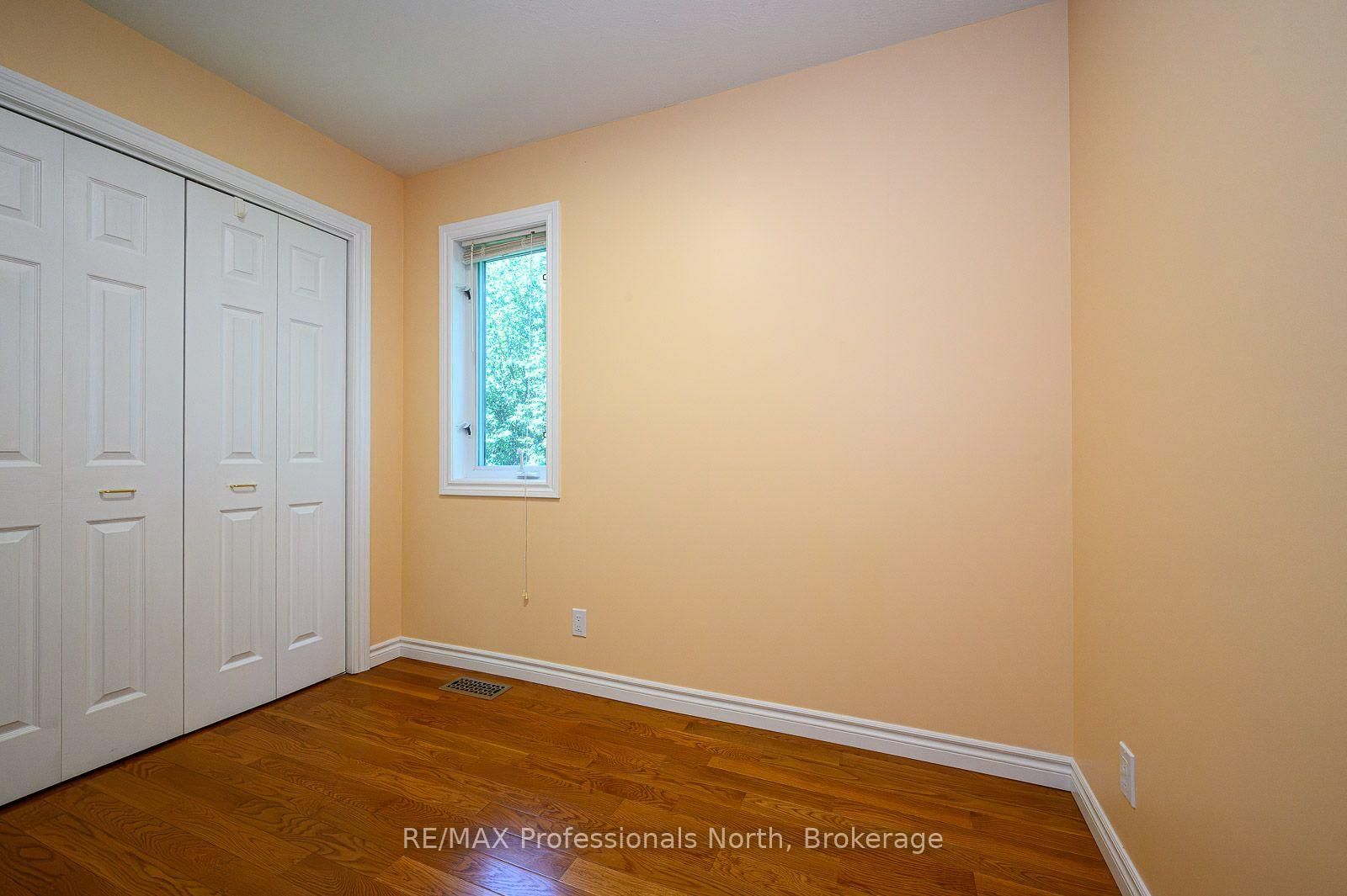 18 Heritage Crescent • Huntsville, ON photo 14