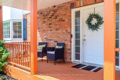 18 Heritage Crescent • Huntsville, ON photo 3