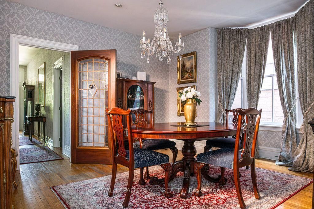 122 East Avenue S • Hamilton, ON photo 17