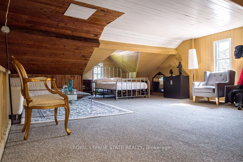 122 East Avenue S • Hamilton, ON photo 39