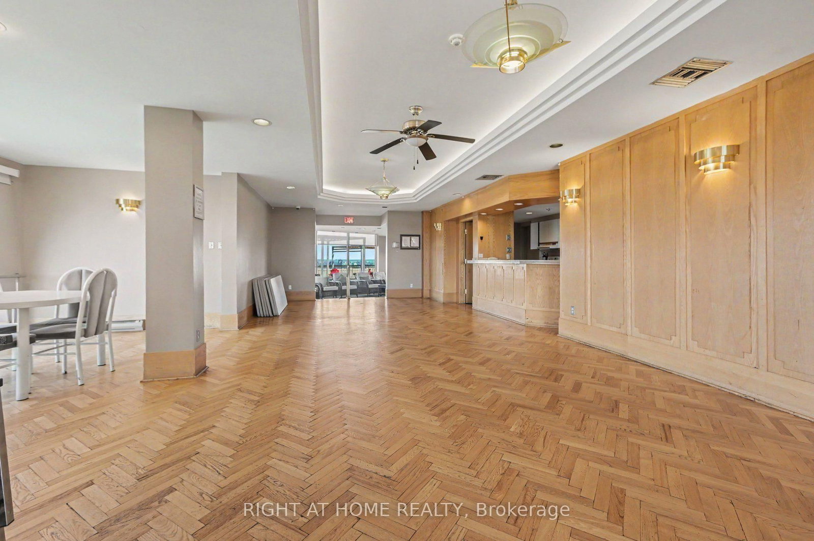 2759 Carousel Crescent • #701 • Ottawa, ON photo 26