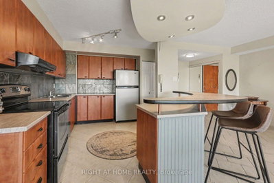 2759 Carousel Crescent • #701 • Ottawa, ON photo 5