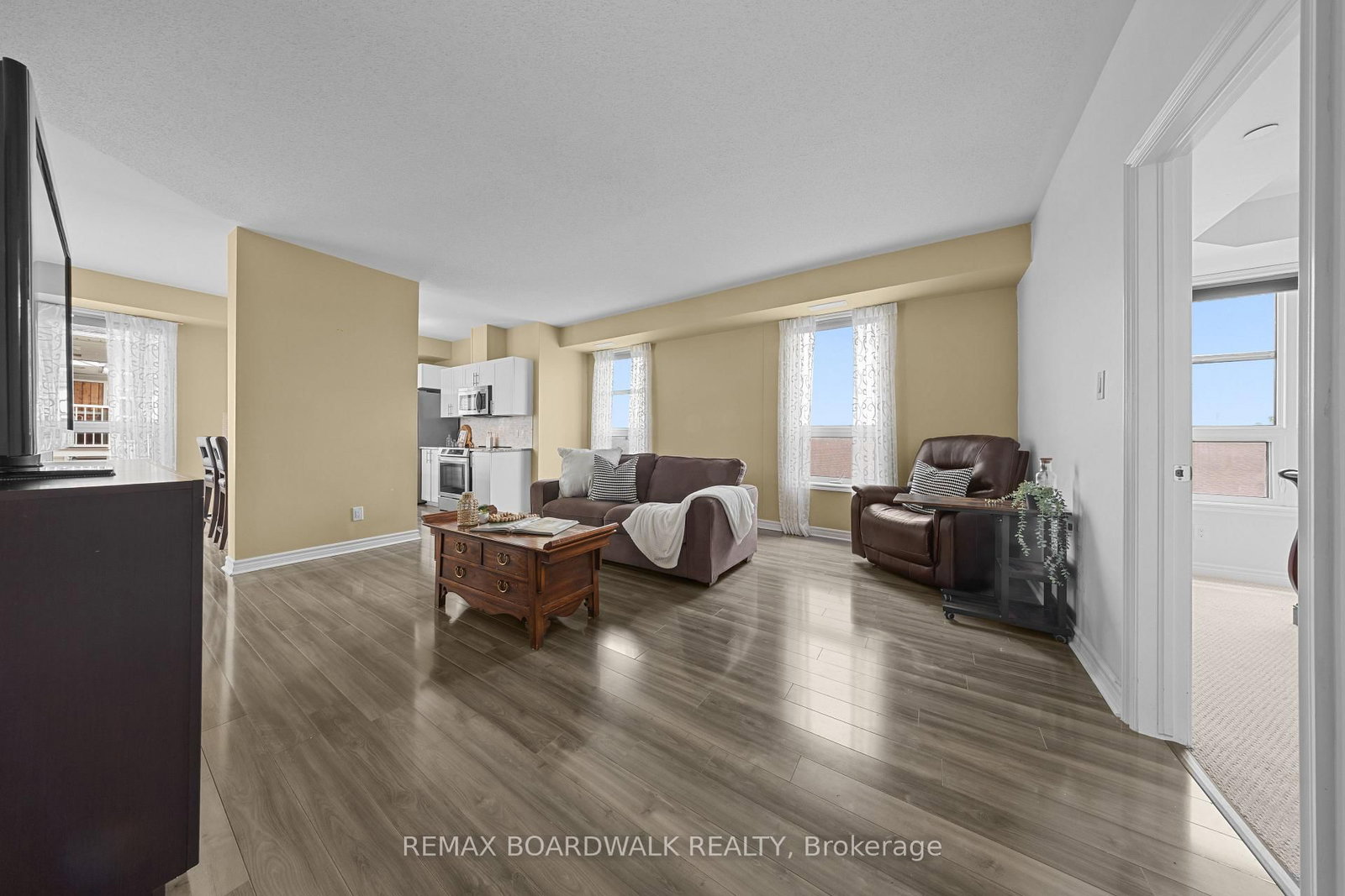 760 Chapman Mills Drive • #302 • Ottawa, ON photo 5