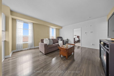 760 Chapman Mills Drive • #302 • Ottawa, ON photo 6