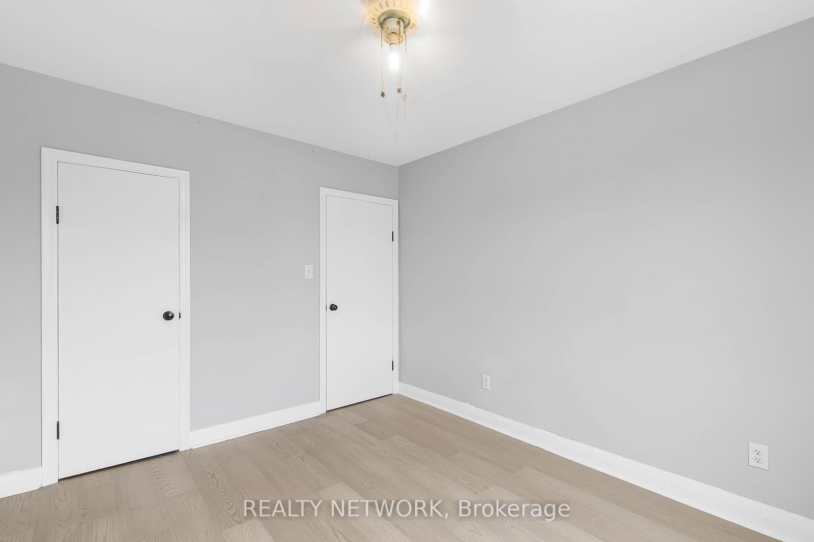 76 Johnston Street • Port Colborne, ON photo 9