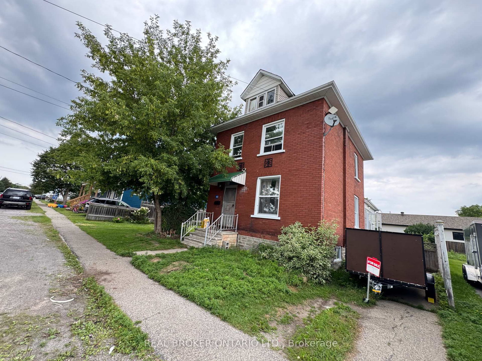 Listing Image 3