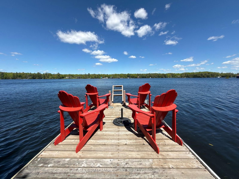 137 Pickerel Point Road