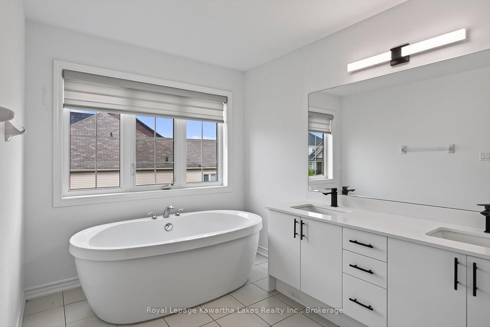 19 Hennessey Crescent • Kawartha Lakes, ON photo 31