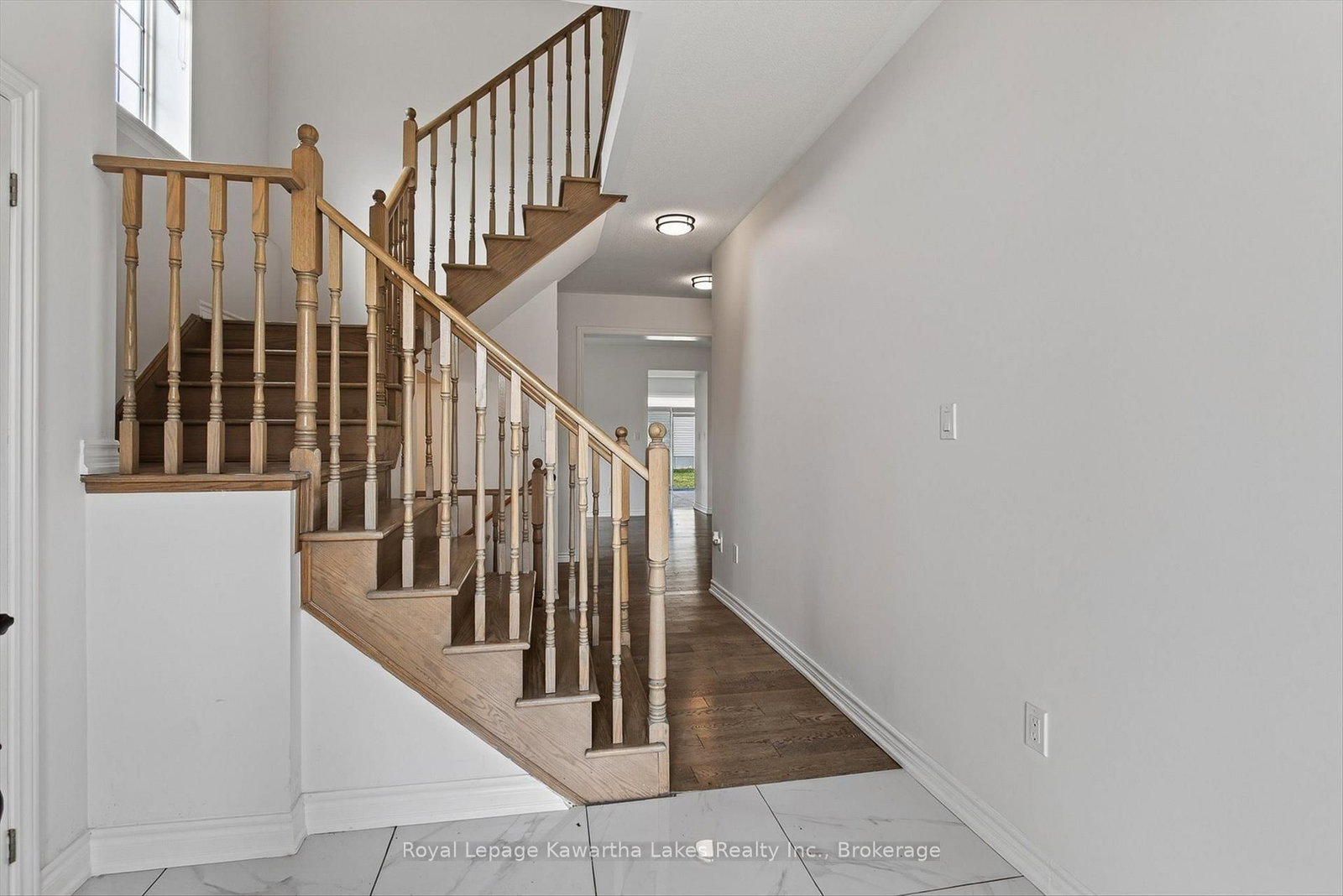 19 Hennessey Crescent • Kawartha Lakes, ON photo 5