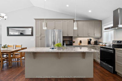 2800 Desert Lake Road • Hartington, ON photo 6