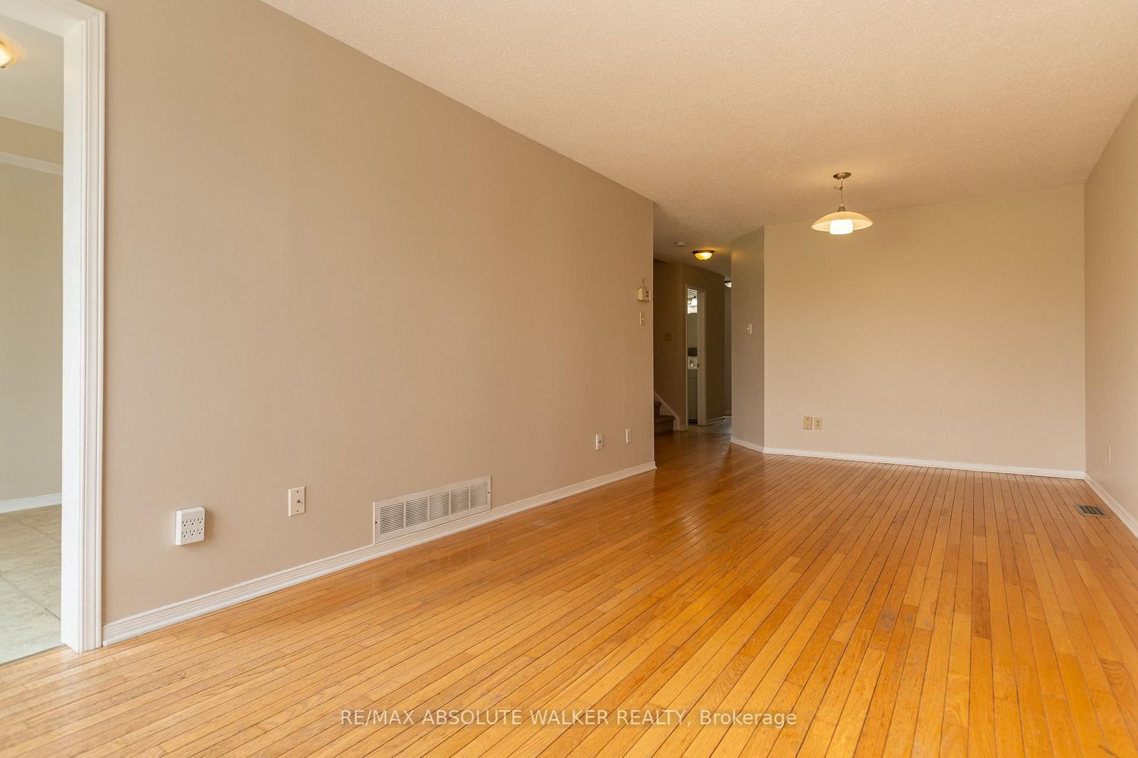 1411 Caravel Crescent • Ottawa, ON photo 11
