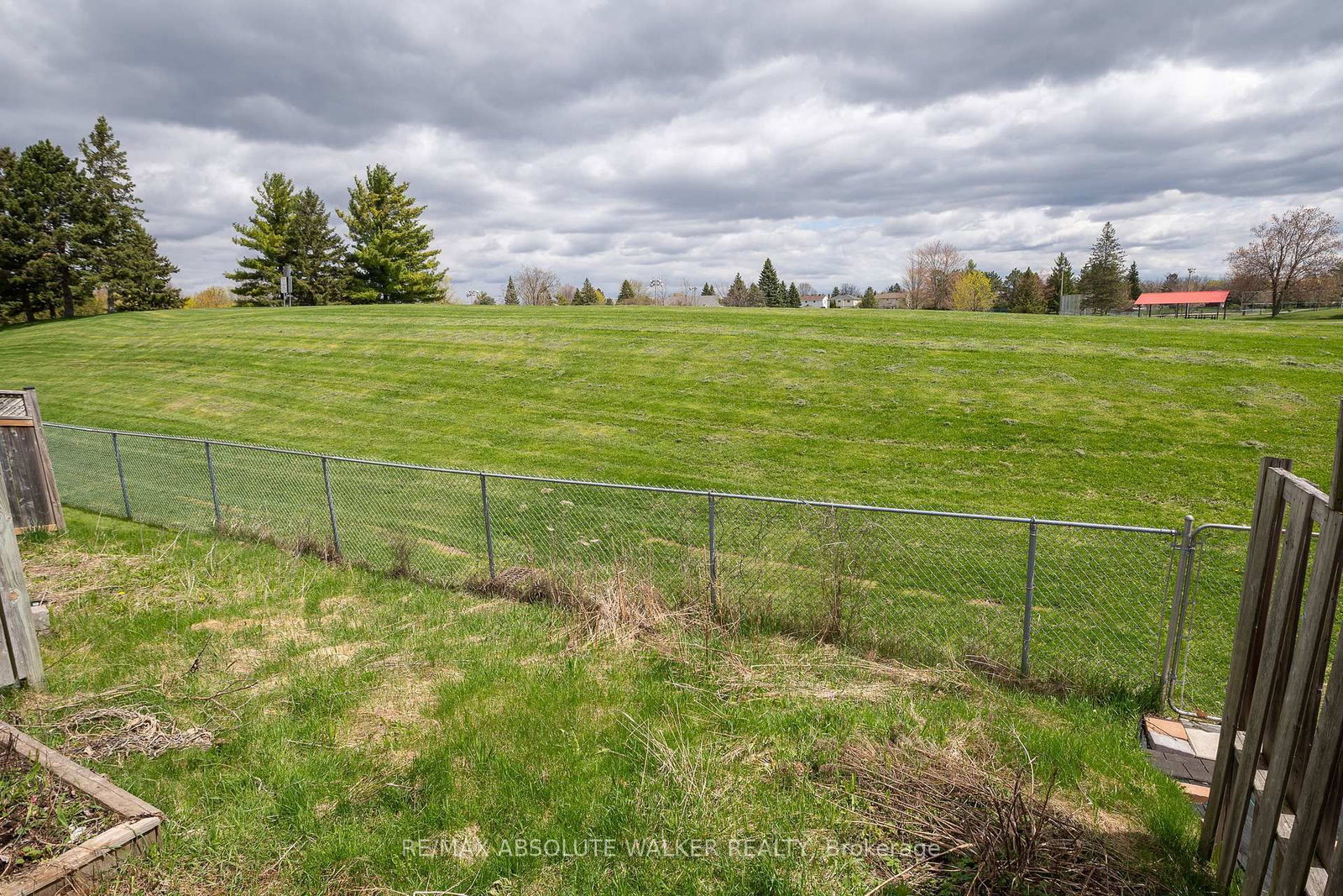 1411 Caravel Crescent • Ottawa, ON photo 30