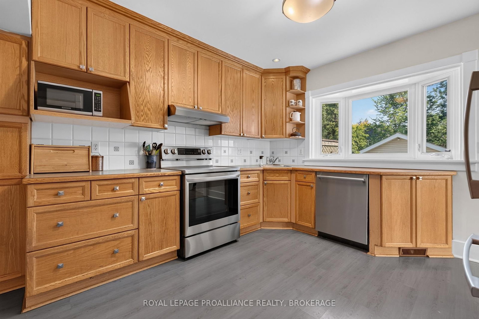 265 College Street • Kingston, ON photo 13
