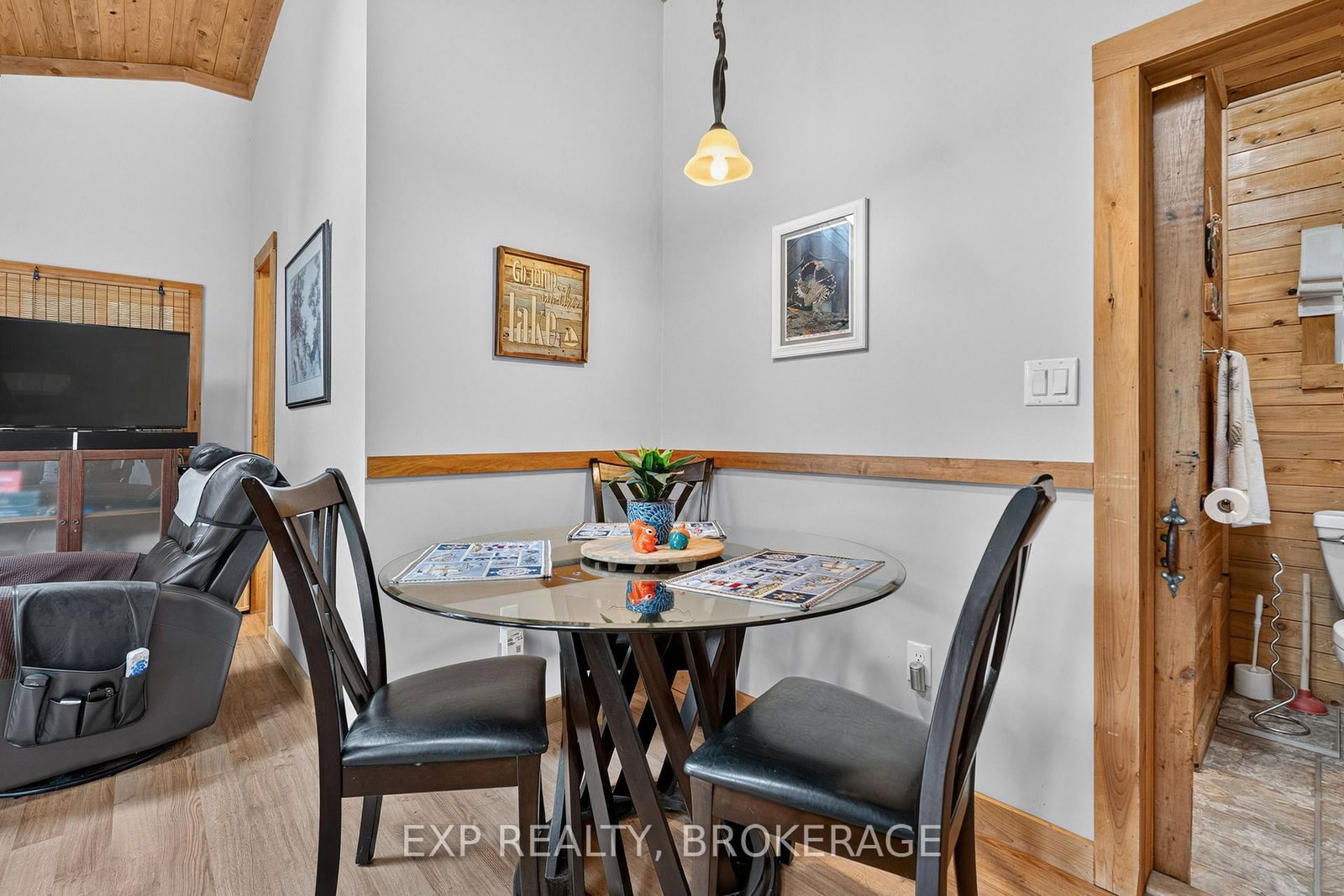 5505 RIDEAU Road • Seeley's Bay, ON photo 9