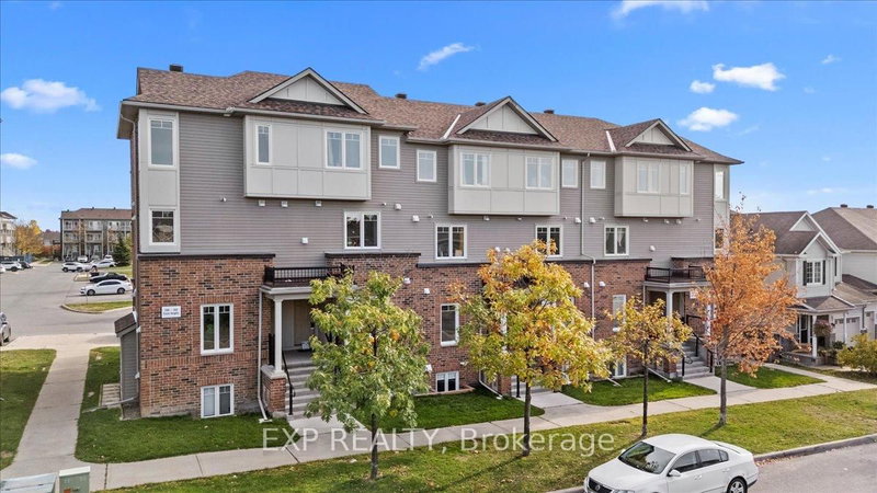 290 Espin Heights