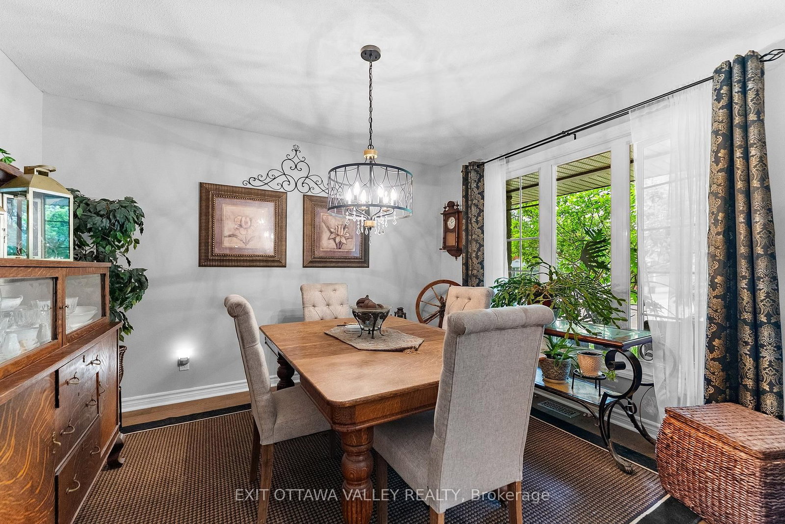 605 Elizabeth Street • Pembroke, ON photo 14