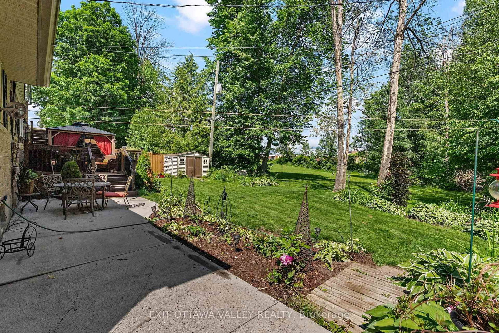 605 Elizabeth Street • Pembroke, ON photo 33
