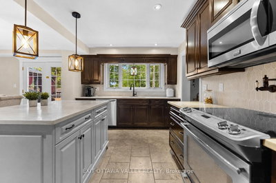 605 Elizabeth Street • Pembroke, ON photo 5