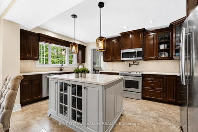 605 Elizabeth Street • Pembroke, ON photo 6