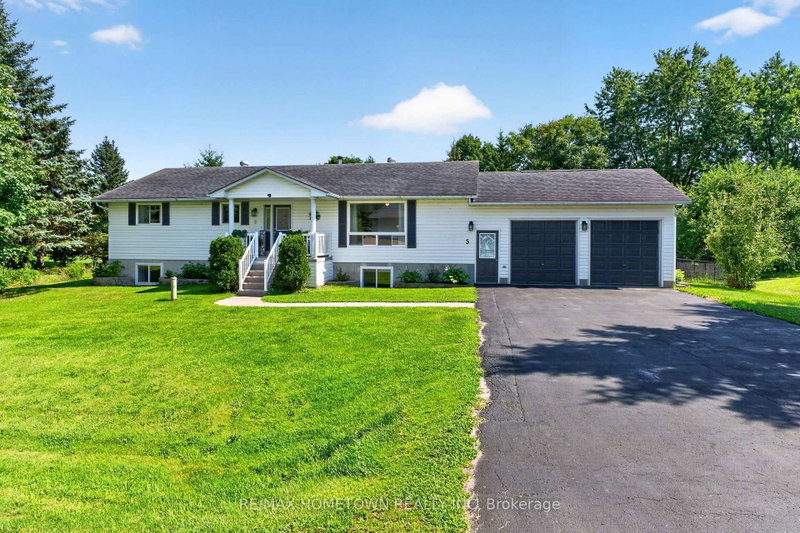 5 LAYNG Drive
