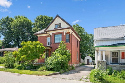 5 West Street • Perth East, ON photo 2