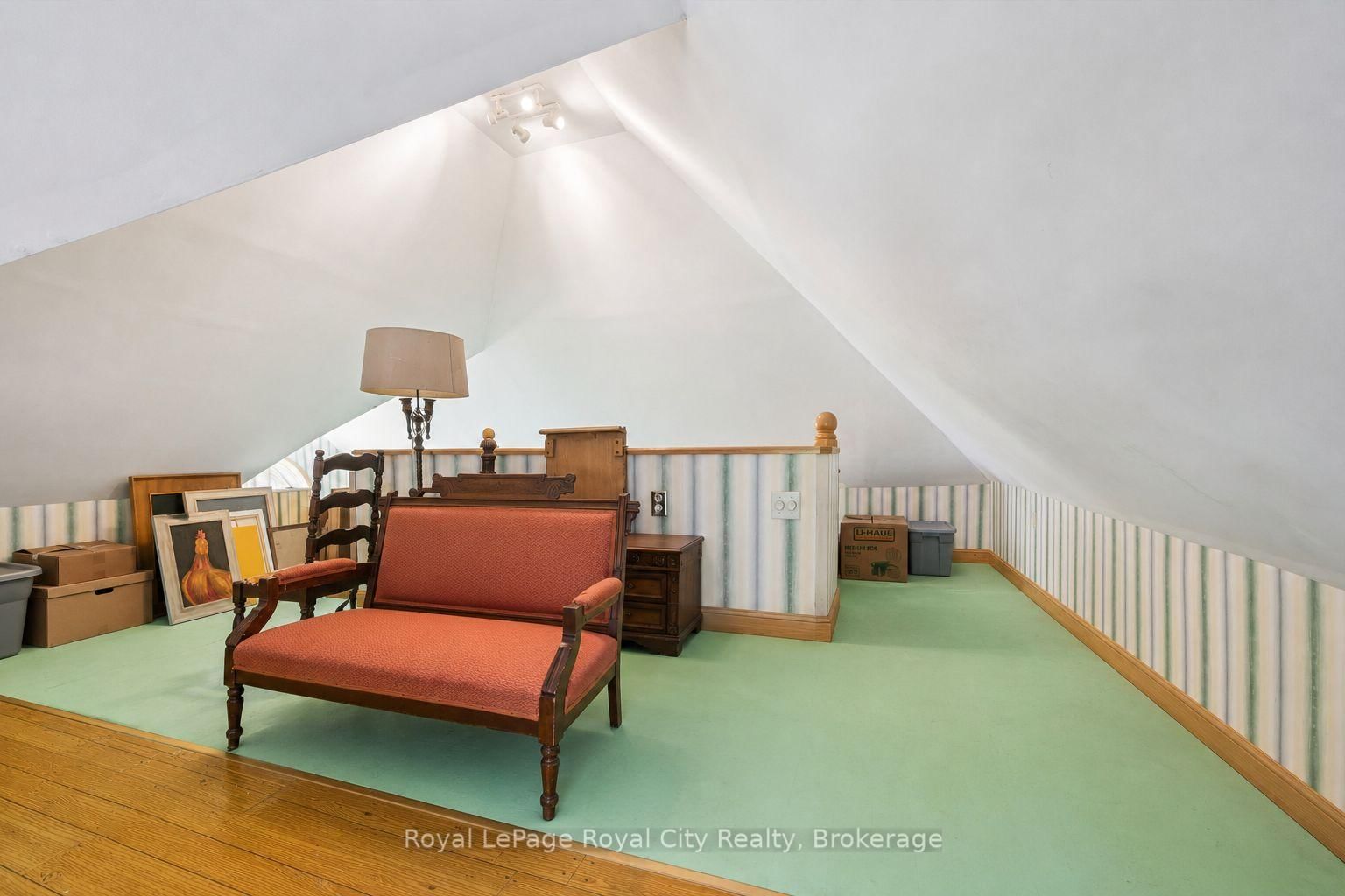 5 West Street • Perth East, ON photo 32