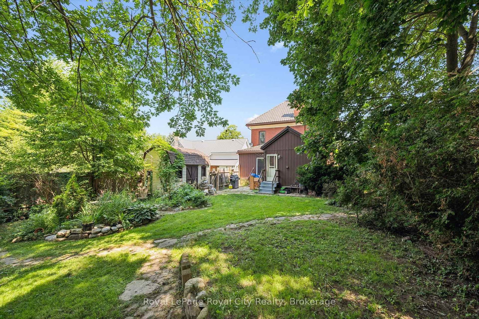 5 West Street • Perth East, ON photo 39