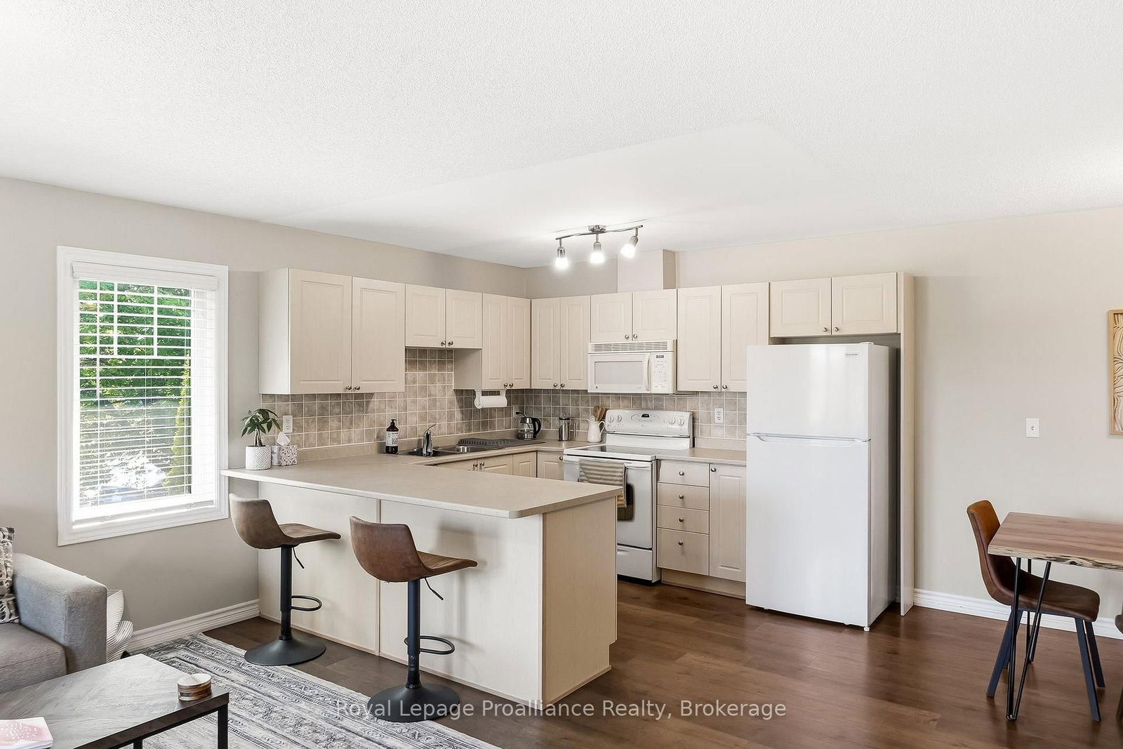 249 Ruttan Terrace • #503 • Cobourg, ON photo 11
