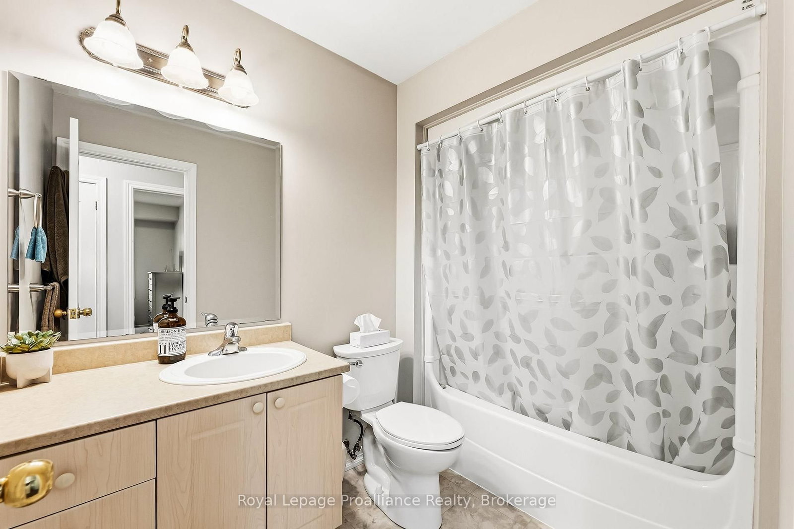 249 Ruttan Terrace • #503 • Cobourg, ON photo 19