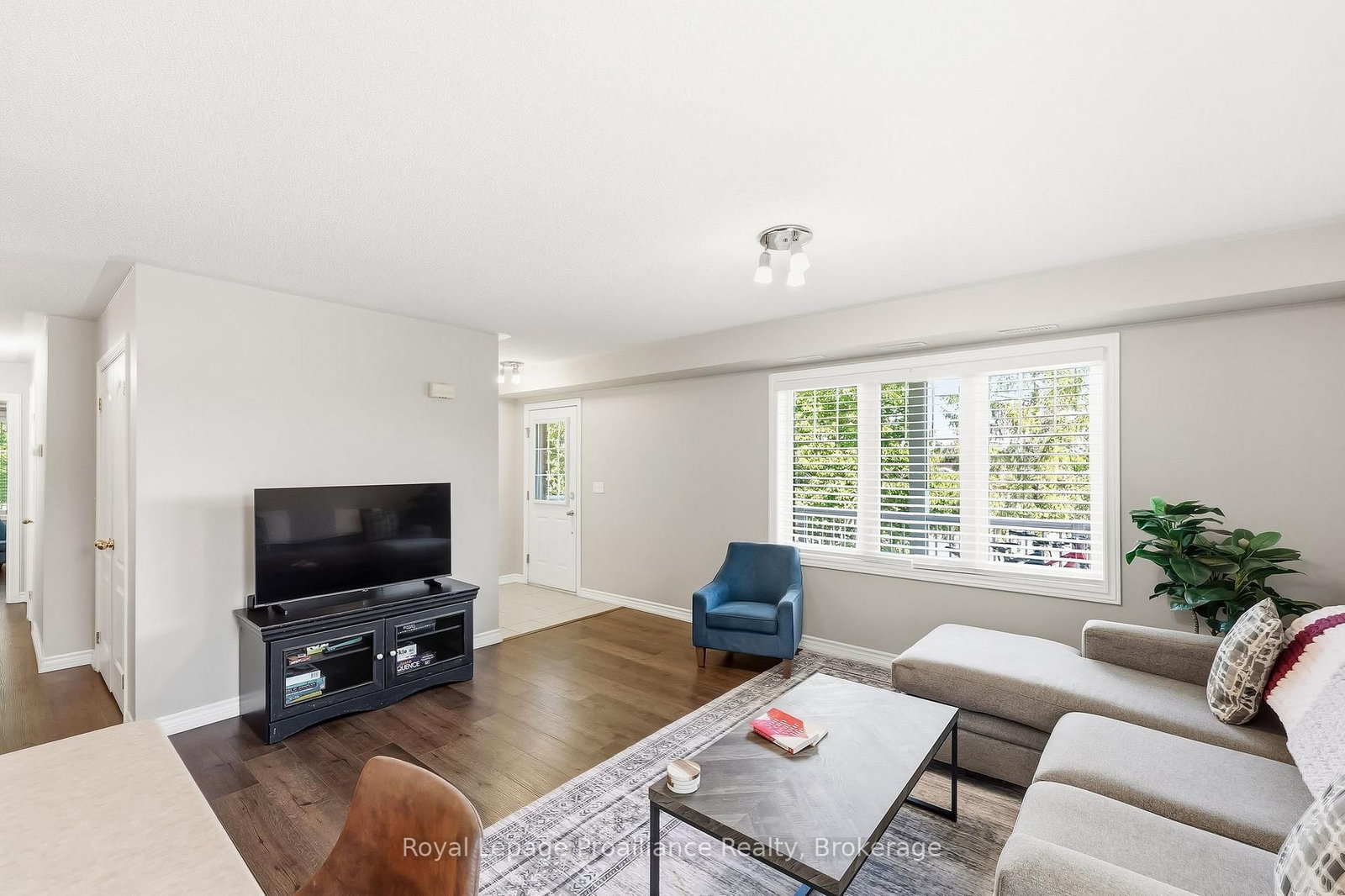 249 Ruttan Terrace • #503 • Cobourg, ON photo 9