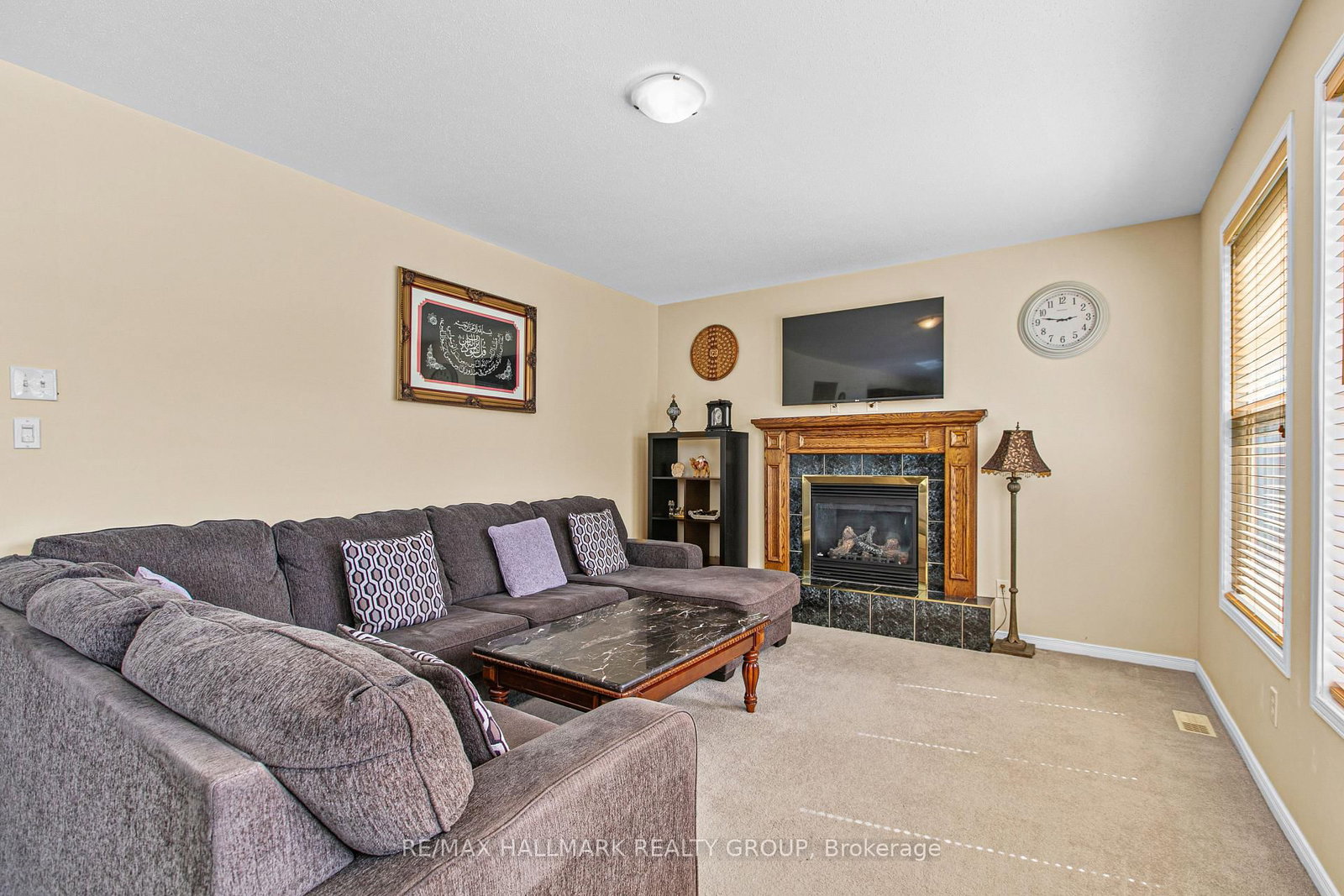 593 Anjana Circle • Ottawa, ON photo 12