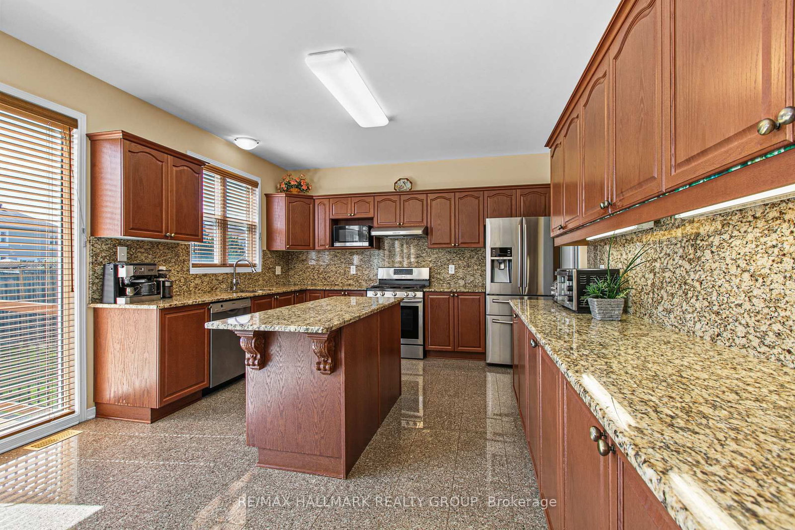 593 Anjana Circle • Ottawa, ON photo 15