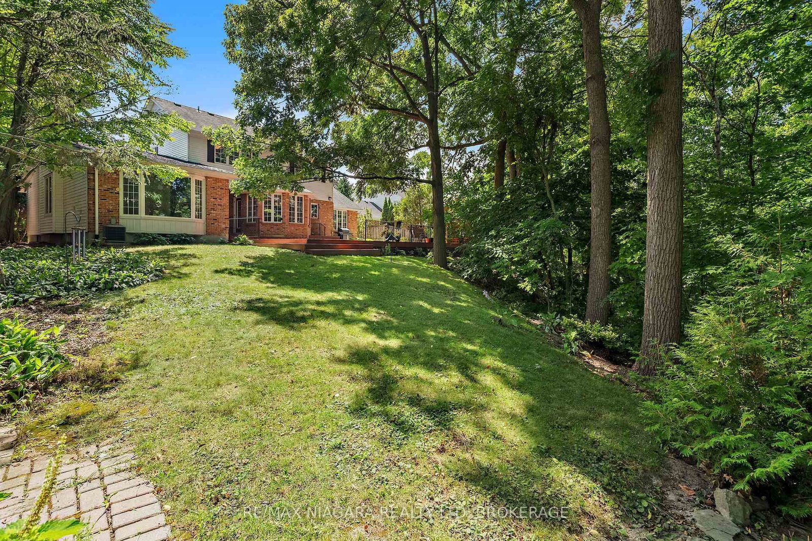 3908 Carolynn Court • Lincoln, ON photo 32