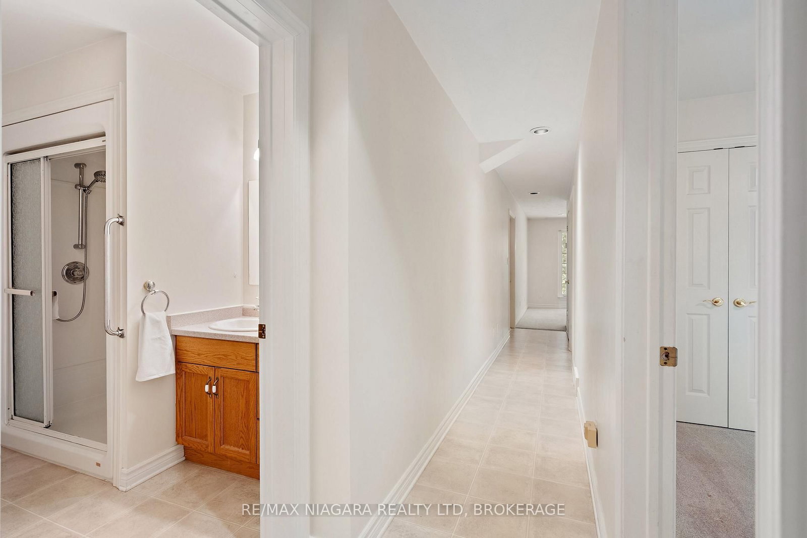 3908 Carolynn Court • Lincoln, ON photo 37