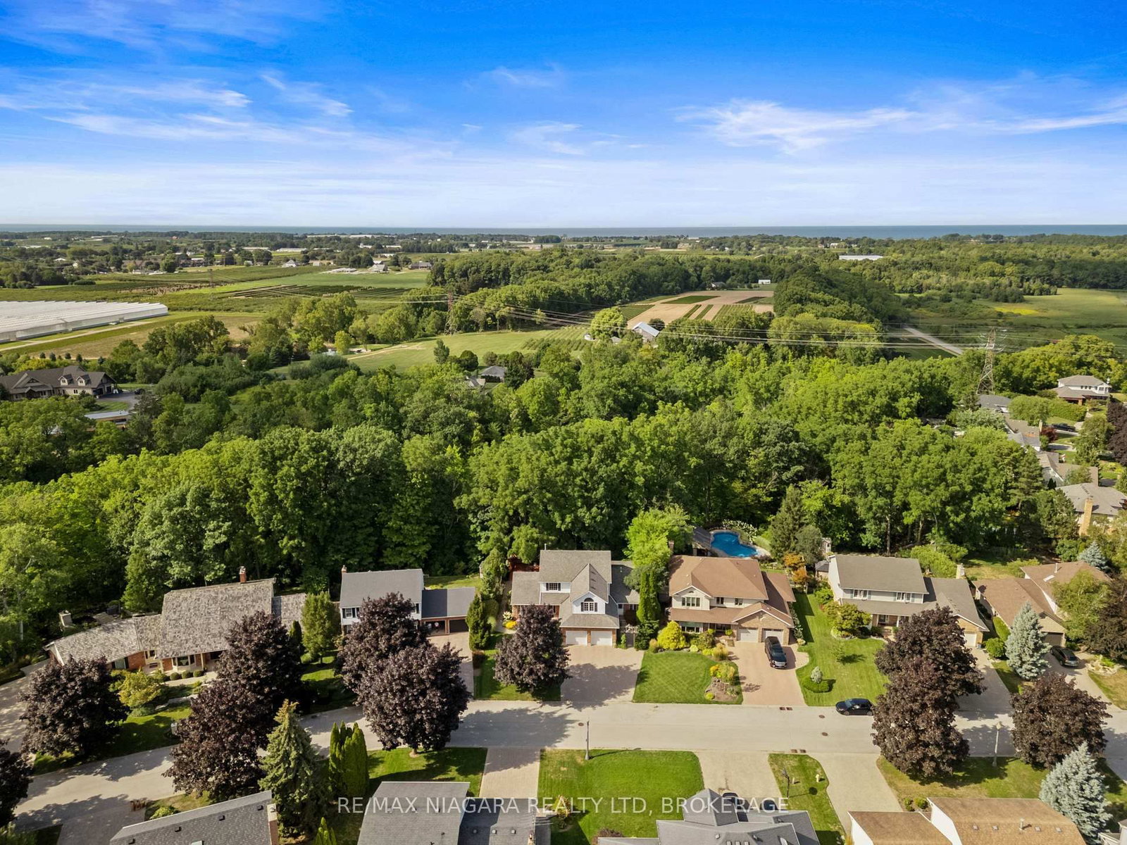 3908 Carolynn Court • Lincoln, ON photo 47