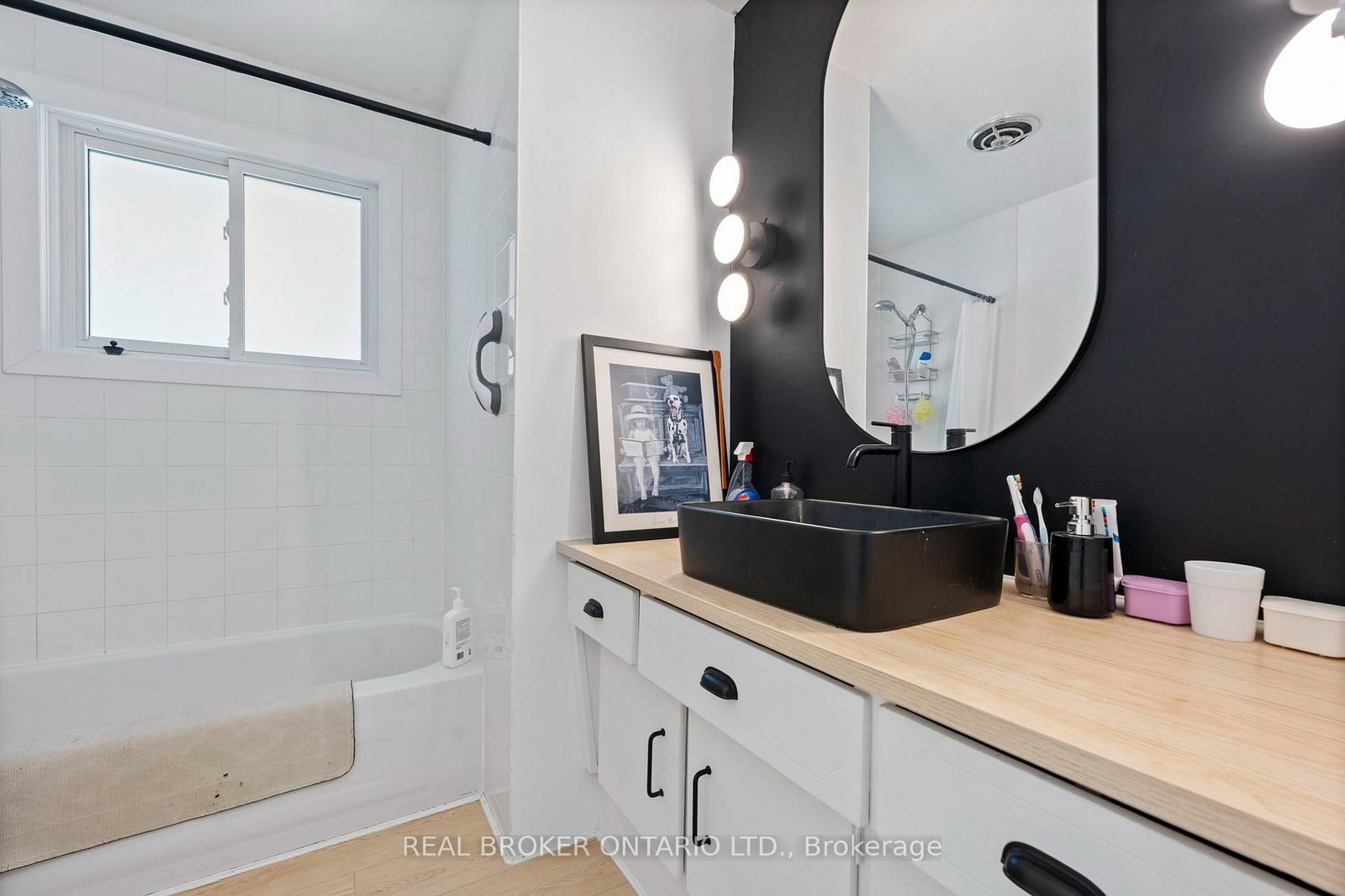 23 Homewood Avenue • Norfolk, ON photo 14