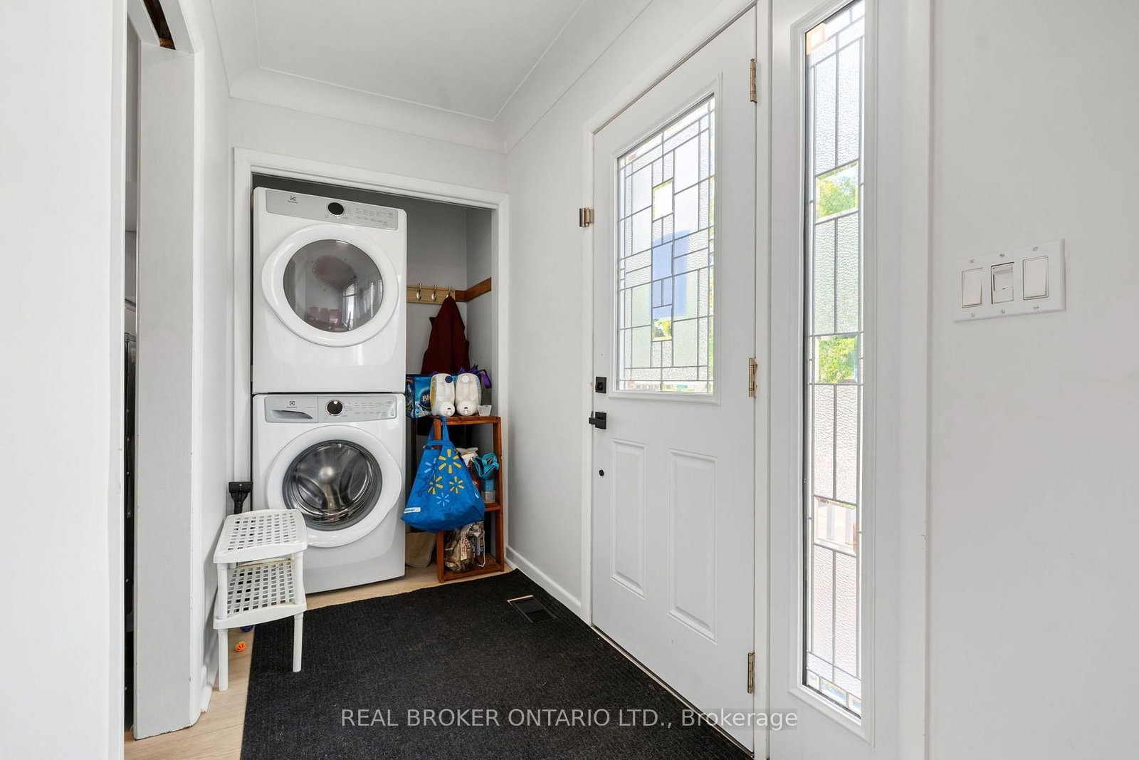 23 Homewood Avenue • Norfolk, ON photo 4