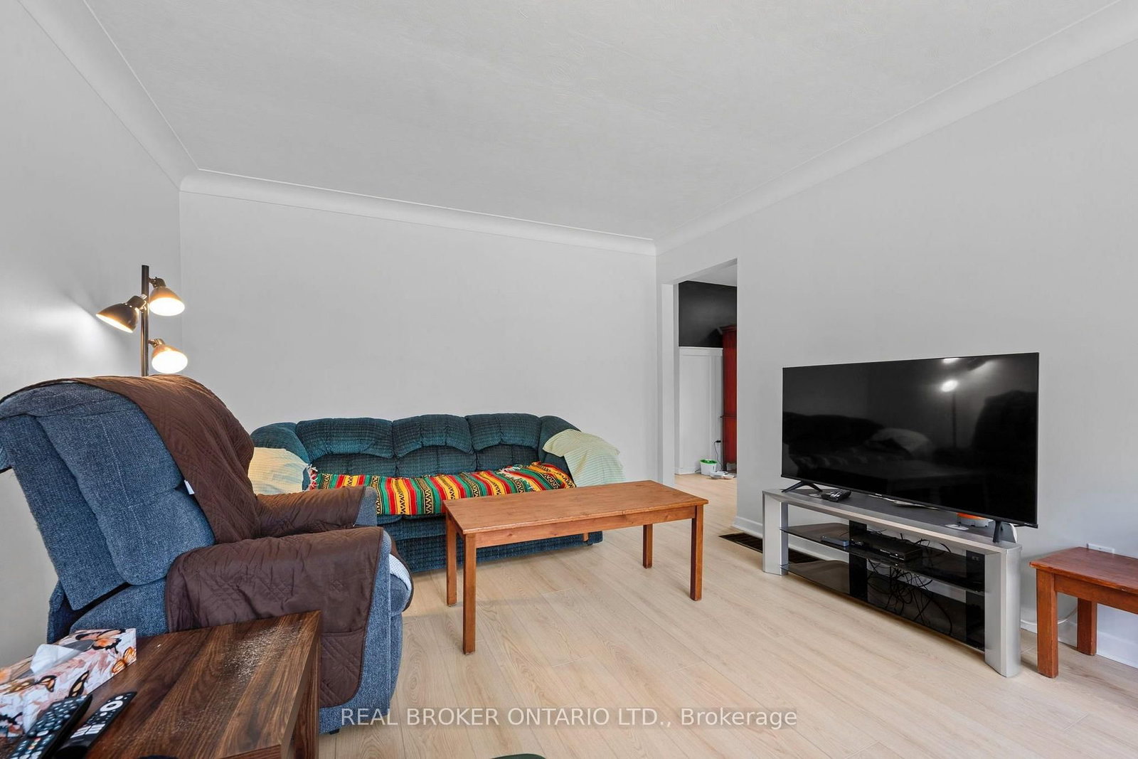 23 Homewood Avenue • Norfolk, ON photo 5