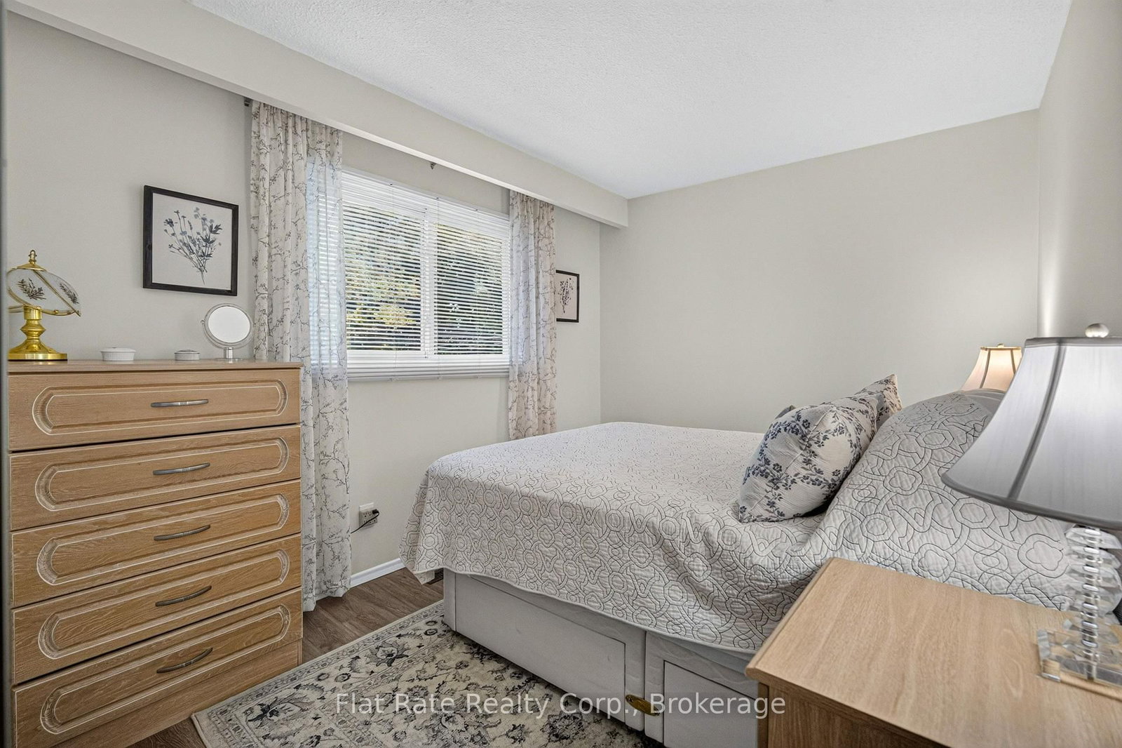 1990 WALKER Avenue • Peterborough, ON photo 10