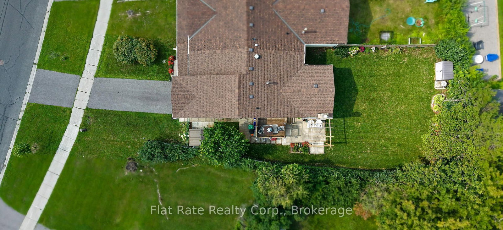 1990 WALKER Avenue • Peterborough, ON photo 35