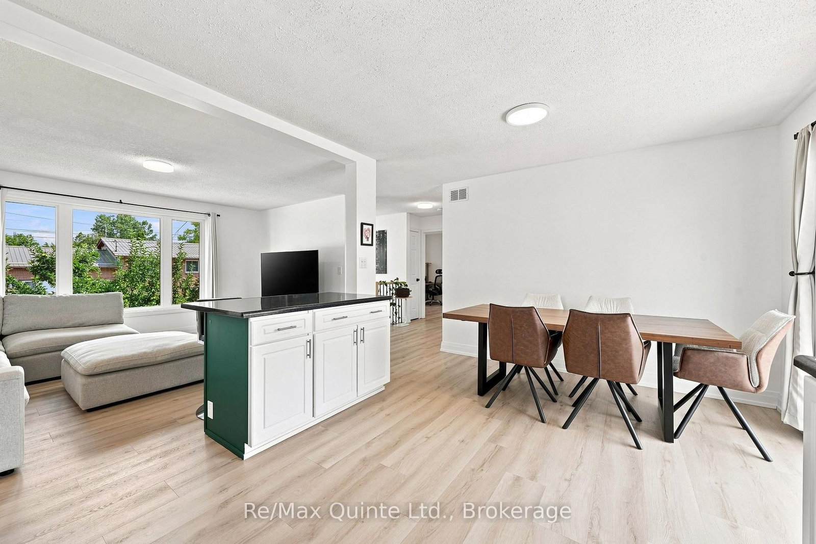 54 Bentinck Street • Quinte West, ON photo 21