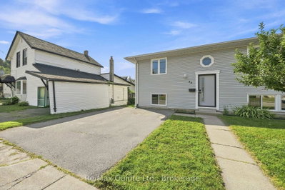 54 Bentinck Street • Quinte West, ON photo 4