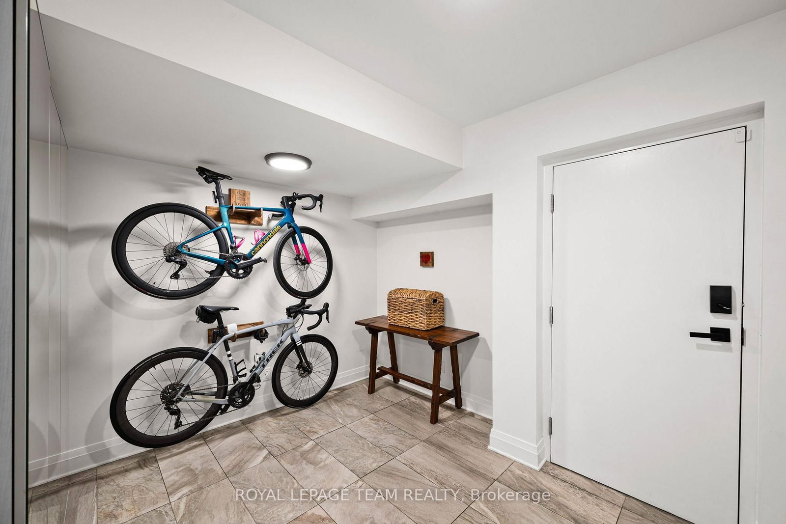 445 Edison Avenue • Ottawa, ON photo 27