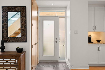 445 Edison Avenue • Ottawa, ON photo 3